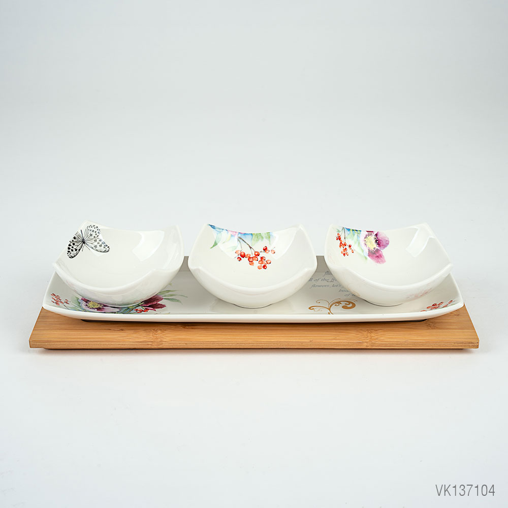 ظروف چینی گل دار